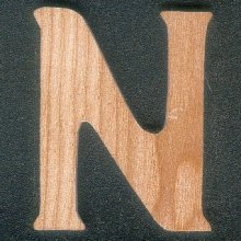Letra N de madera maciza para pintar y encolar, hecha a mano