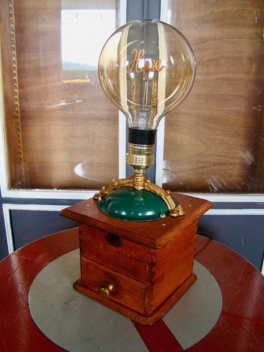 Antigua lámpara de molino de café EDISON