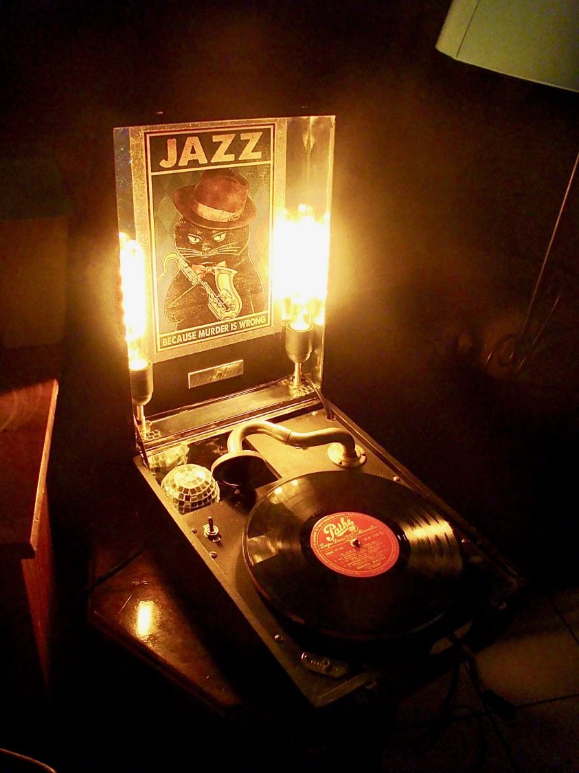 LAMPE JAZZ TOURNE DISQUE VINTAGE