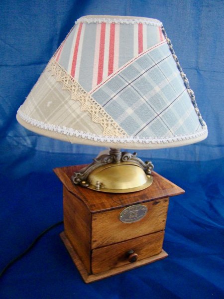 L&aacute;mpara molinillo de caf&eacute; de estilo r&uacute;stico