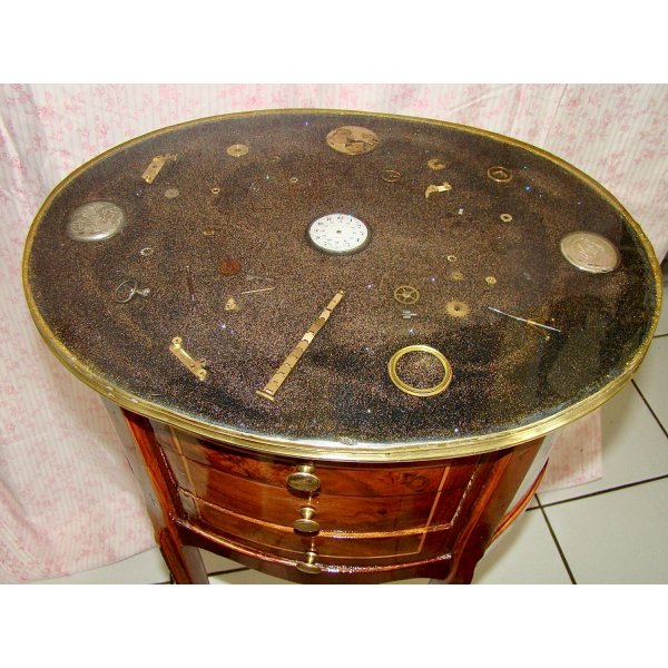 C&oacute;moda peque&ntilde;a Tempus Fugit 