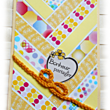 Carte scrapbooking faite mains type chevrons "Bouton d'or" citron jaune moutarde