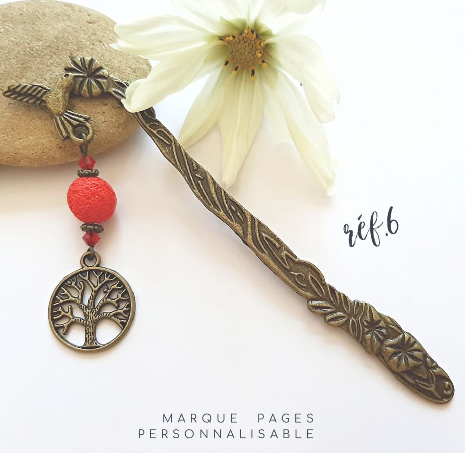 marcador de pagina colgante arbol de la vida color bronce a personalizar con cuenta roja hecha a mano 