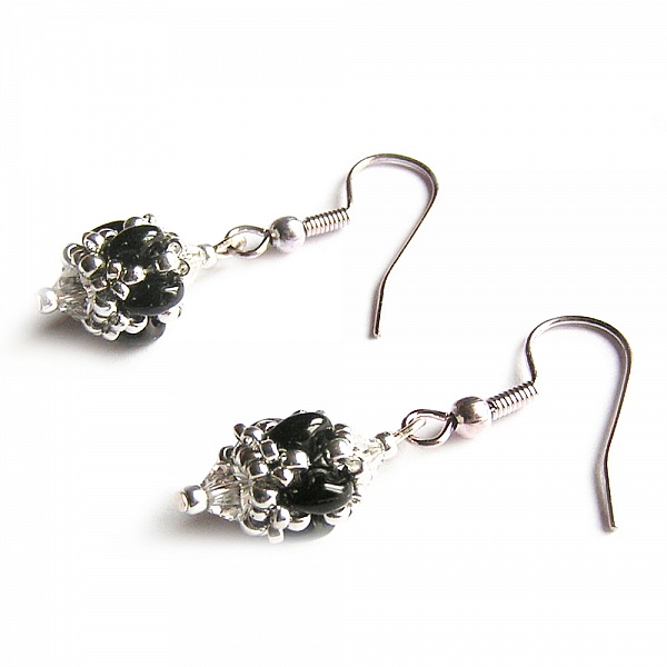 pulsera cristal swarovski cuentas de vidrio negro brillante y plata tejida