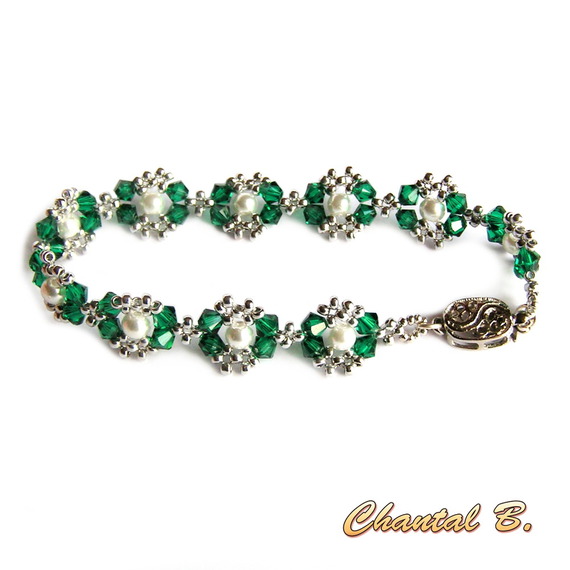 pulsera verde esmeralda de swarovski con cristal y perlas plateadas tejidas