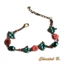 pulsera con flores bohemias rosa y perlas turquesa metal bronce