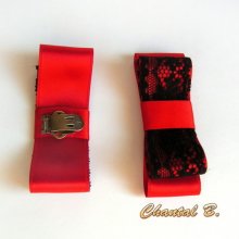 zapato de novia rojo pinzas lazo de raso rojo y encaje negro