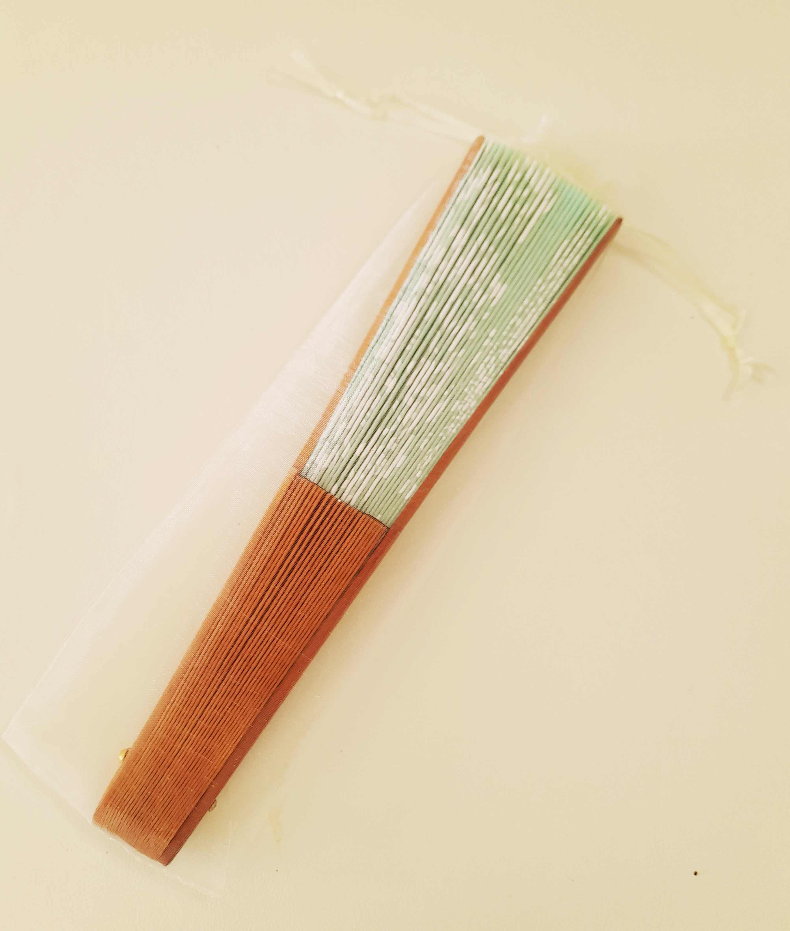 Eventail en coton peint &aacute; la main " Moorea"