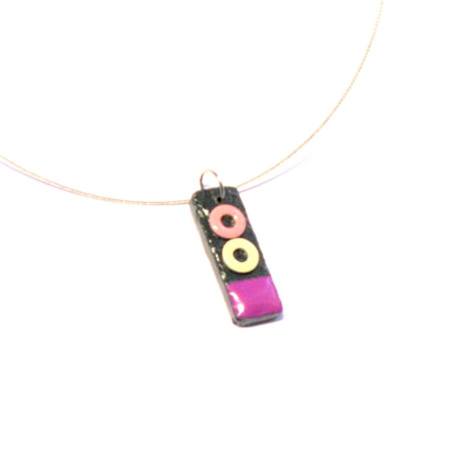 Petit Pendentif pour Femme ou Ado en Ardoise Emaillée rose et violet sur un montage au choix, Chaine ou Câble, Création Artisanale