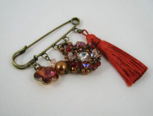 Broche pompón Swarovski