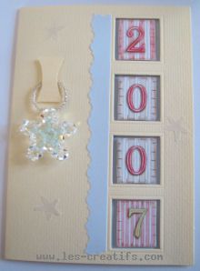 tarjeta de Feliz Año Nuevo con decoración de perlas