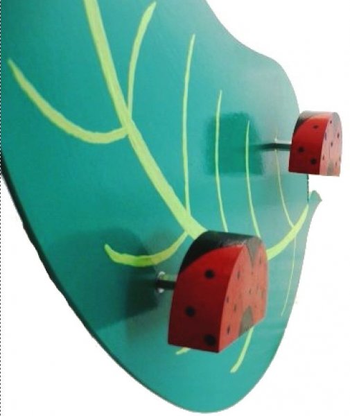 Perchero y portal&aacute;pices Mariquita y hoja