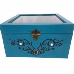 Caja de madera con tapa de cristal. Modelo : tribal azul