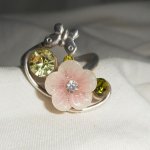 Original anillo de plata 925 con flor rosa y cristal de Swarovski