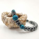 Pulsera de hombre con piedras de hematites gris antracita y crisocola 