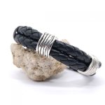 Pulsera de hombre con 3 bucles en doble fila de cuero negro