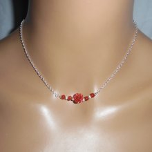 Collar rosa con gorgona roja en cadena de plata 925