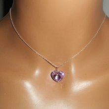 Colgante corazón púrpura de cristal Swarovski en cadena de plata 925