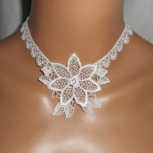 Collar de ceremonia de flores de encaje blanco con cristal de Swarovski