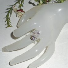 Anillo de amatista púrpura y flor y piedra de plata 925