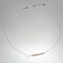 Collar gargantilla de plata 925 con ala pequeña y cuentas de cristal rosa