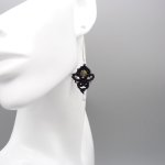 Pendientes de micro macramé negro con cuentas de jaspe imperial