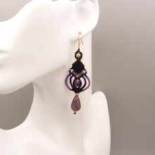 Pendientes de micro macramé negro con cuentas de amatista