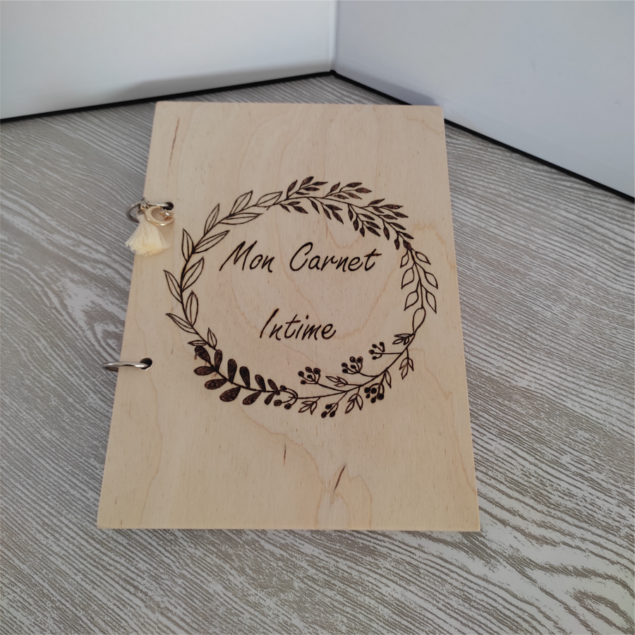 Cuaderno íntimo, tapa de madera pirograbada (hecho a mano), personalizable