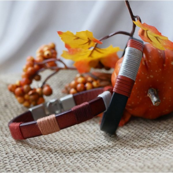 Bracelet en cuir noir tiss&eacute; bicolore en coton argent&eacute; et cuir fin rouge brique