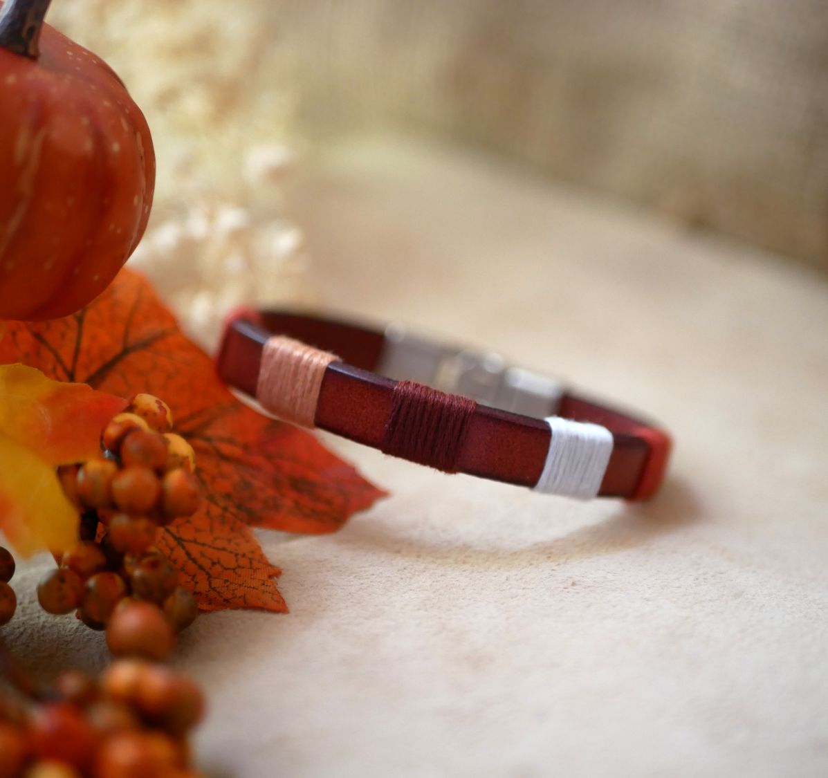 Bracelet tissé en cuir  marron roux  au tissage en coton