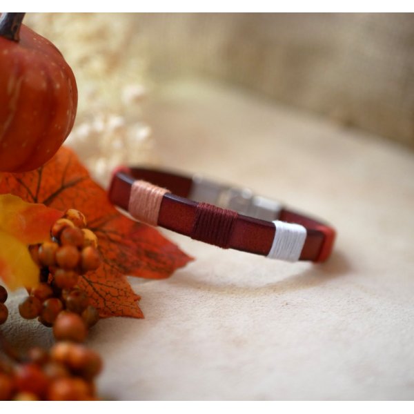 Bracelet tiss&eacute; en cuir  marron roux  au tissage en coton
