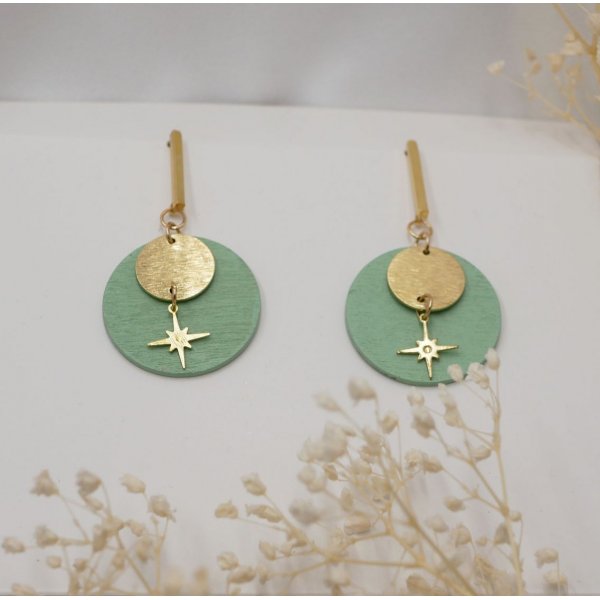 Ensemble boucles d'oreilles en bois vert et noeud papillon assorti