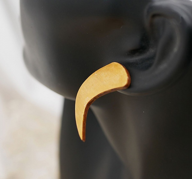 Pendientes gr&aacute;ficos de madera dorada