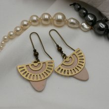 Boucles d'oreilles bois pêche et arc-en-ciel laiton 