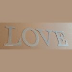 Letra decorativa de zinc LOVE 10 cm