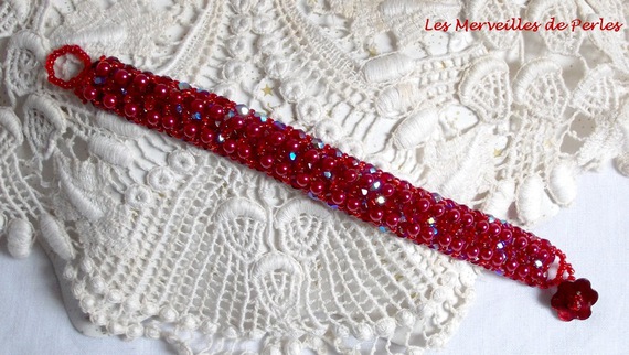 Pulsera de perlas Myrella con facetas y perlas