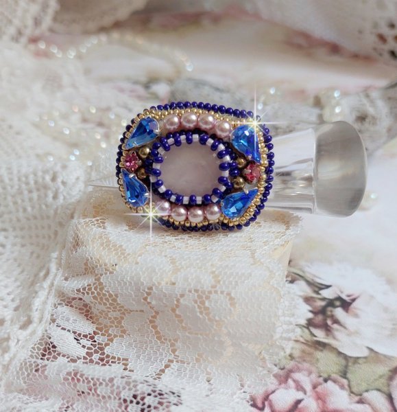 Anillo Amazon Gabrielle bordado con cuarzo y cristales de Swarovski