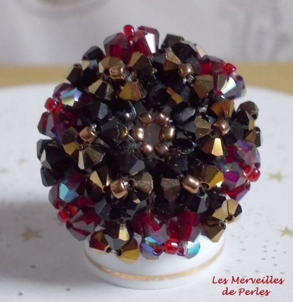 Anillo Fantas&iacute;a con facetas y peonzas de cristal de Swarovski