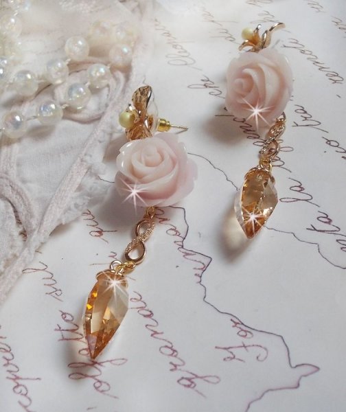 Bell'issim Violeta Rosa BO dorado con cristales de la Casa Swarovski y Zirconio