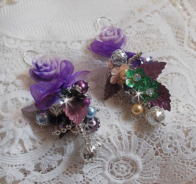 BO Bell'issim Violet et ivoire  avec des beaux Cristaux et perles semi-pr&eacute;cieuses