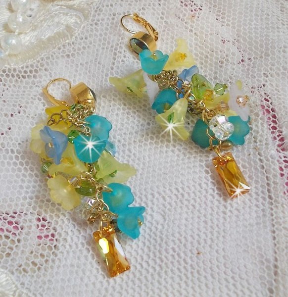 BO Bella Amarillo montado con cristales de Swarovski, flores esmeriladas y perlas 