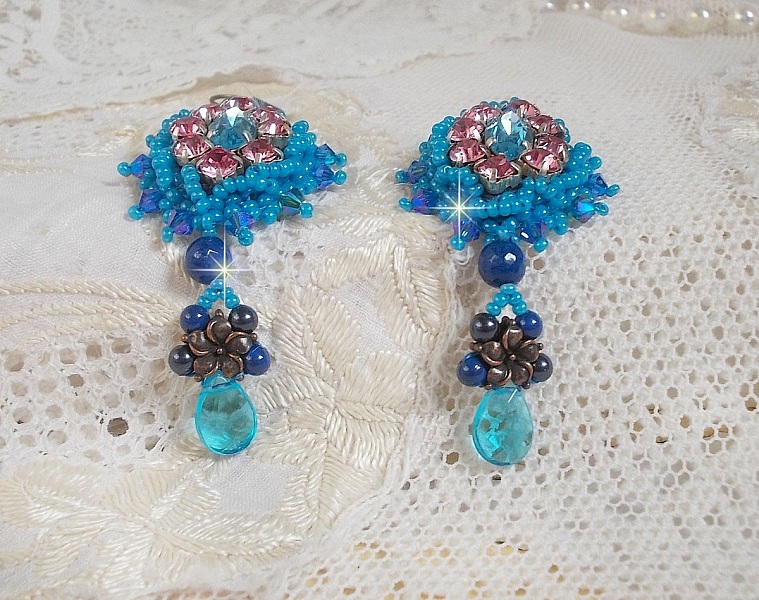 BO Belle Epoque bordado con cristales de Swarovski, cuentas de metal, perlas redondas y cuentas de rocalla