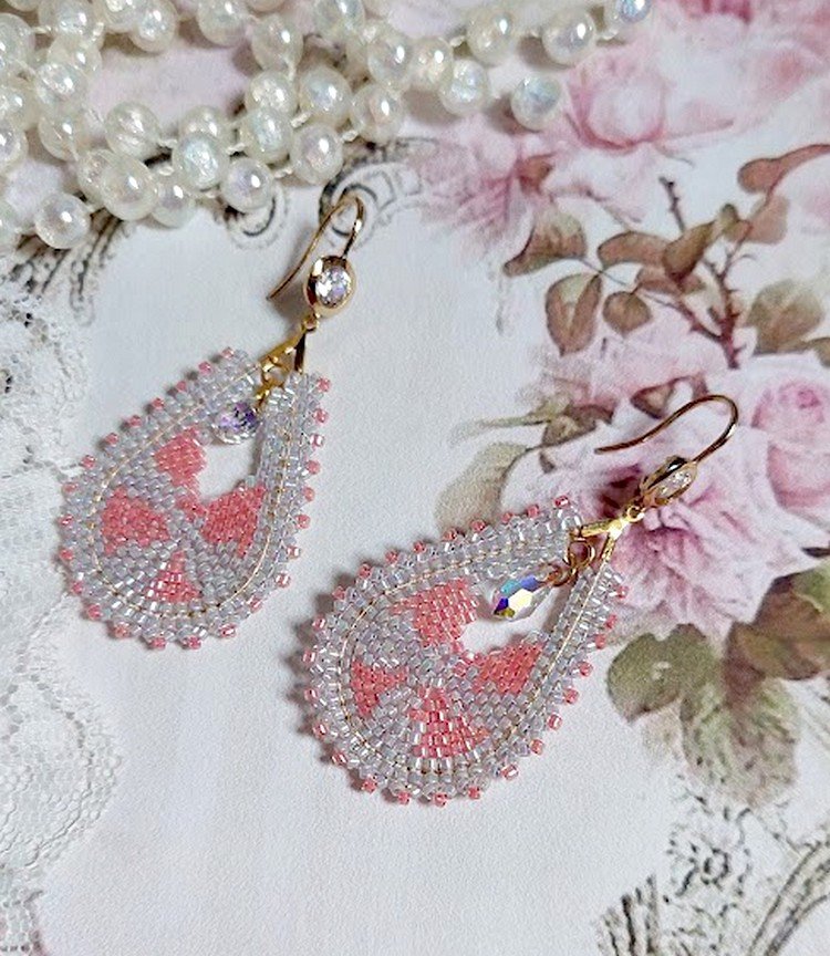 BO Florentine Lavande montées avec rocailles en verre, perles cristal Swarovski et crochets laiton