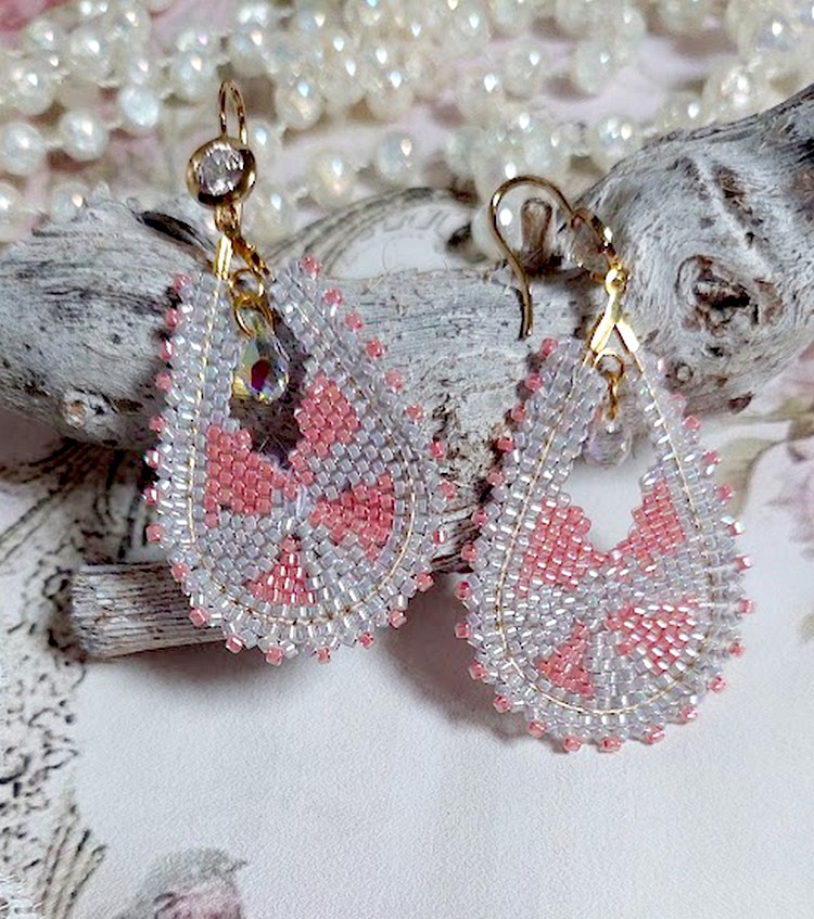 BO Florentine Lavande montées avec rocailles en verre, perles cristal Swarovski et crochets laiton