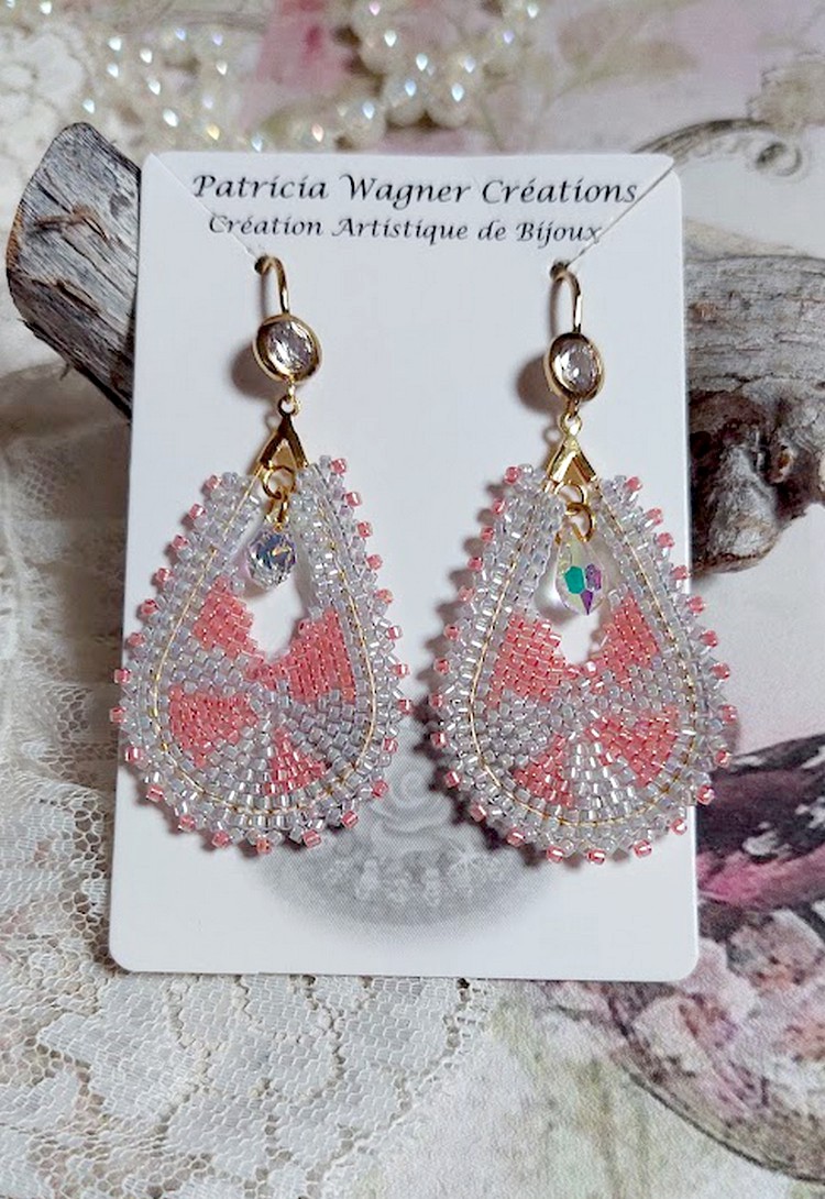 BO Florentine Lavande montées avec rocailles en verre, perles cristal Swarovski et crochets laiton