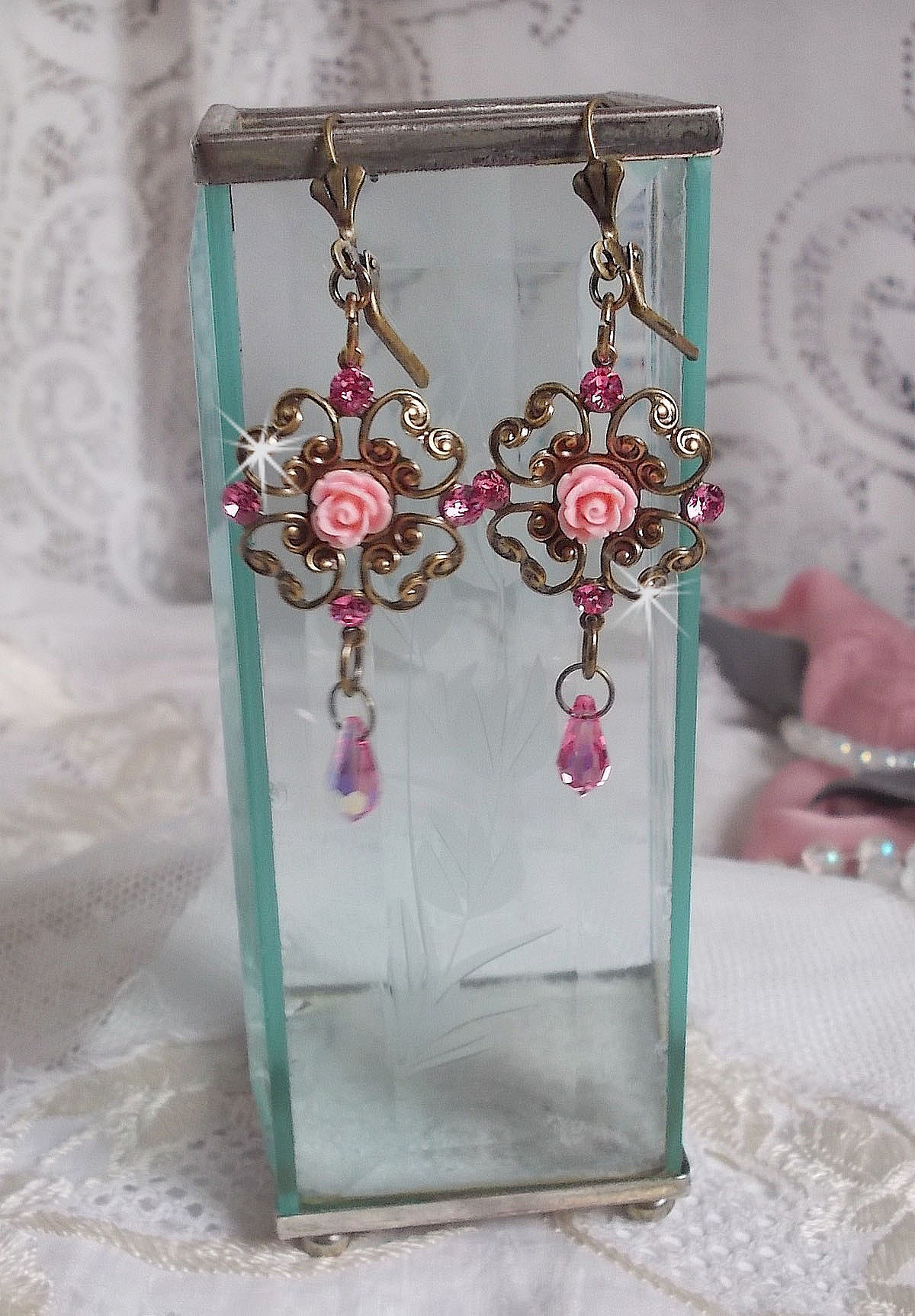 Colecci&oacute;n BO Irresistible Eden con estos cristales de Swarovski montados en portavelas de bronce