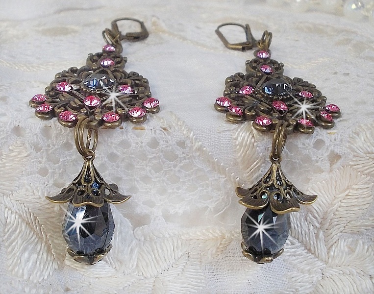 Colecci&oacute;n BO Irresistible Love con cristales de Swarovski montados en portavelas de filigrana de bronce