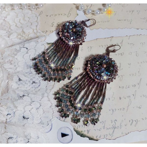 BO Picasso Marr&oacute;n Largo bordado con cristales Swarovski, facetas de cristal, bugles twist y rocailles