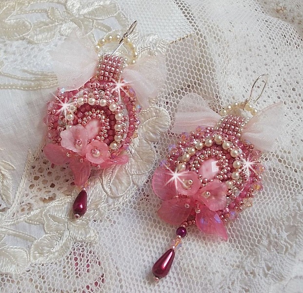 BO Magnolia avec de tr&egrave;s belles perles