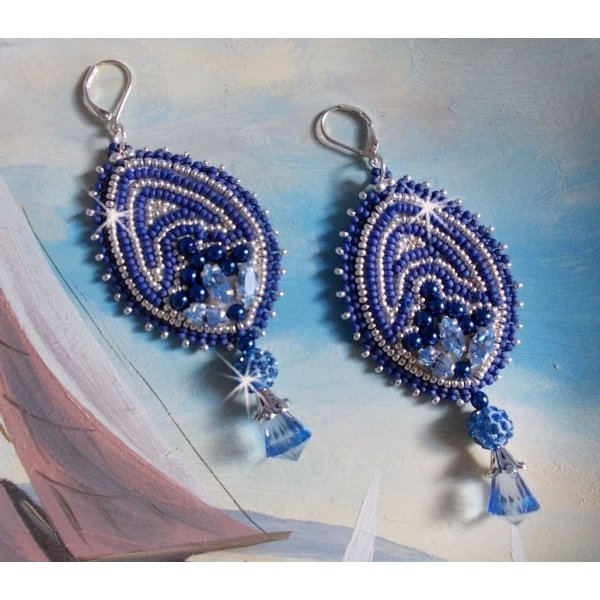 BO Azul Marino bordado con cristales de Swarovski, cuentas de vidrio redondas y cuentas de rocalla Miyuki